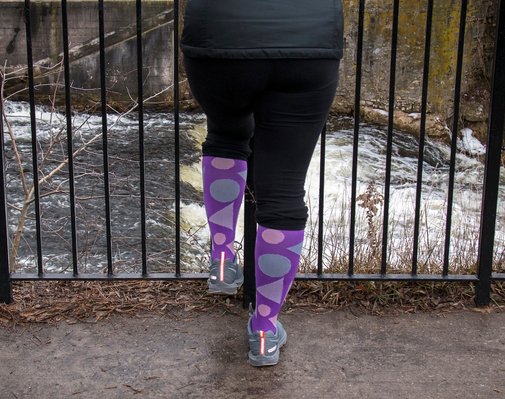 Why Should You Wear Purple Compression Socks?
